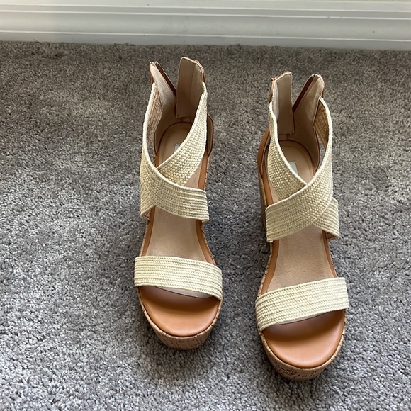 Steve Madden Wedges - Picture 2 of 7